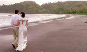 http://www.travelinparadisecr.com/costa-rica-honeymoon-packages/